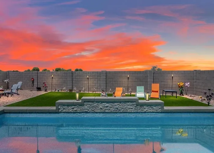 Luxe Heated Pool Villa *